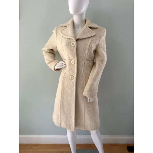 Vintage Nine West Boucle Cream Wool Coat with Large Buttons size 6 - Picture 2 of 8